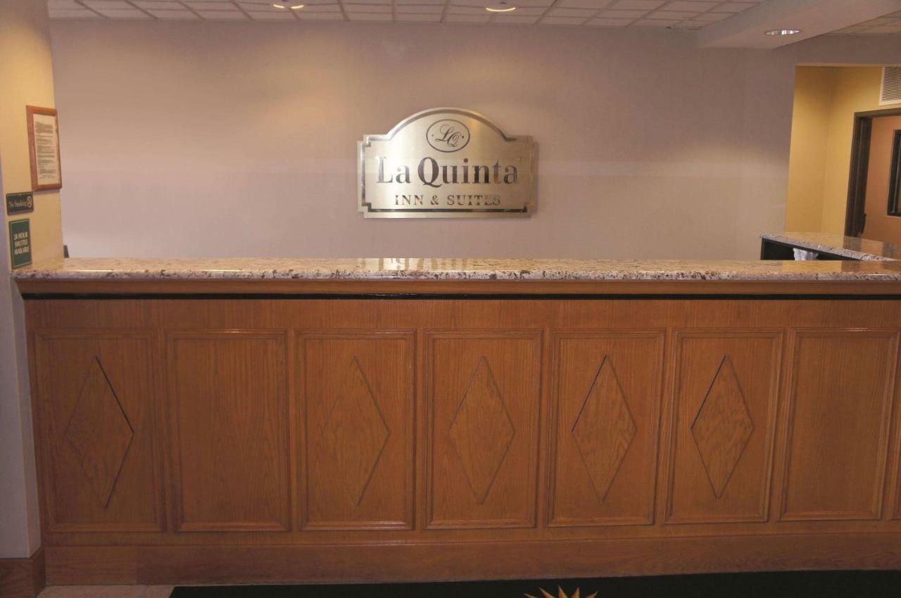 La Quinta By Wyndham Omaha Airport Downtown Hotel Carter Lake Exterior foto